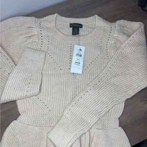 Designs 49 Women's Cream Crew Neck Sweater